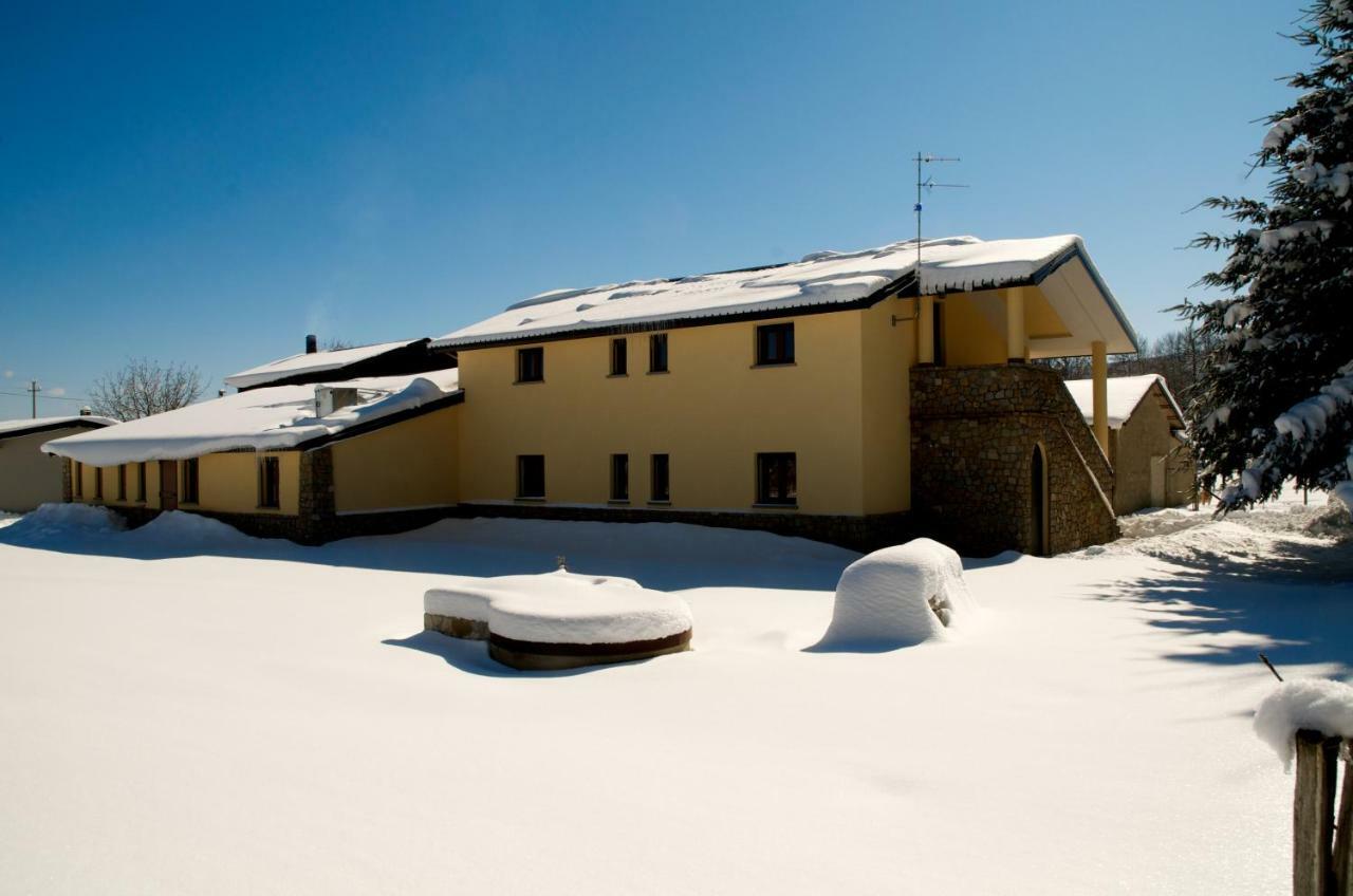 Agriturismo Fiorella Camigliatello Silano Extérieur photo